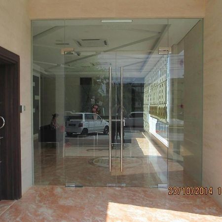 Kemena View Hotel Kuching Bagian luar foto