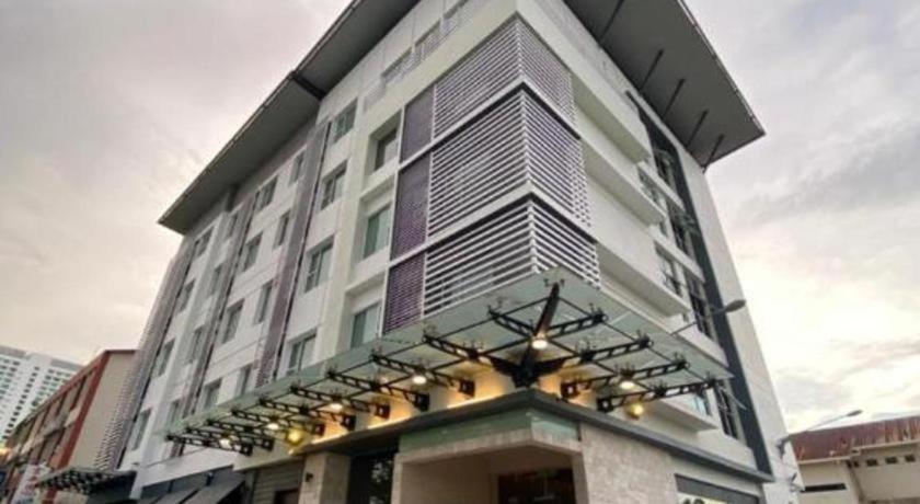 Kemena View Hotel Kuching Bagian luar foto
