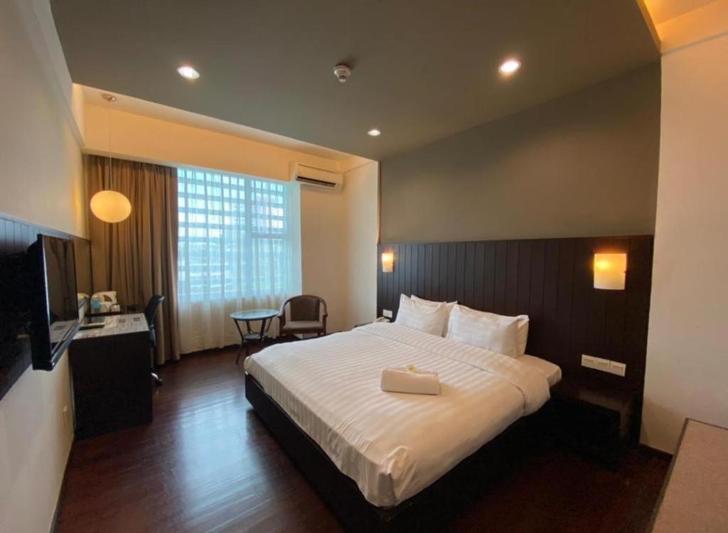 Kemena View Hotel Kuching Bagian luar foto